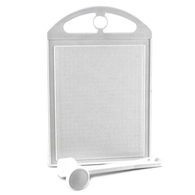 Tábua de Corte Plástico 17x22cm com Martelo