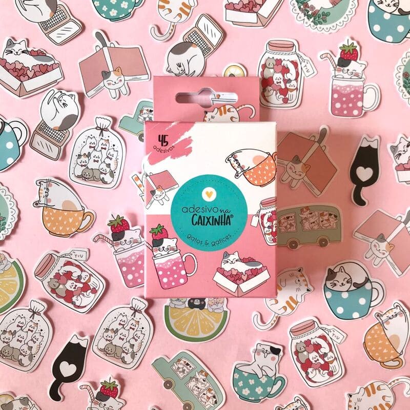 Adesivo na Caixinha Gatos e Gatices